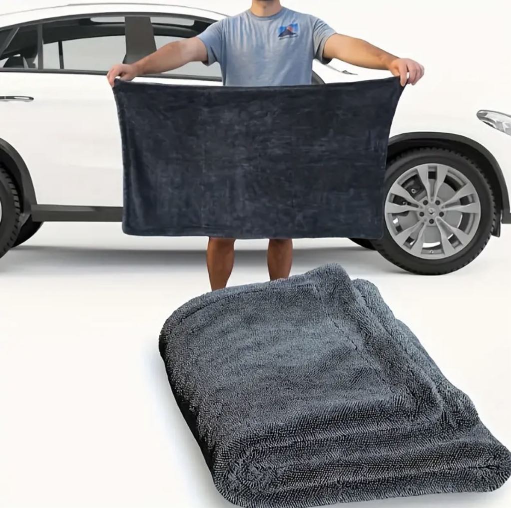 Ultra-Soft Microfiber Car Towel